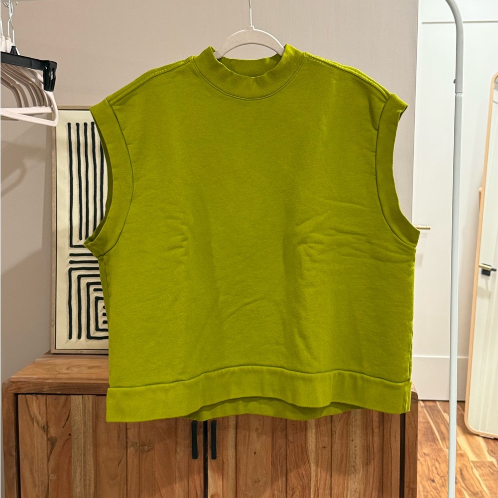 ARQ DEON vest dyed green